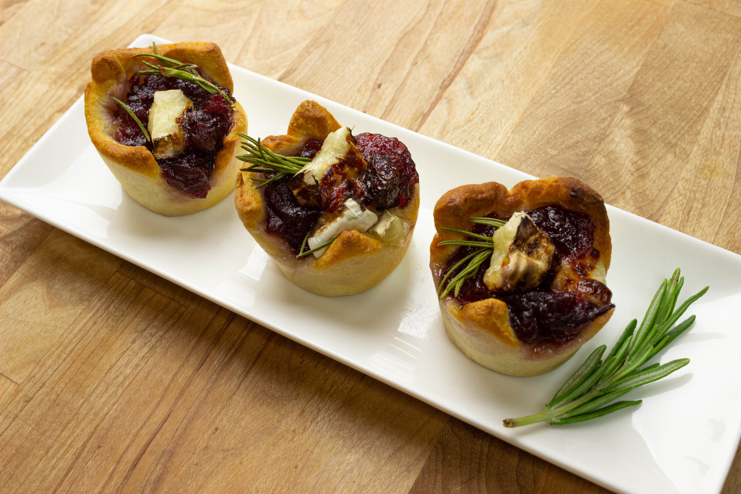 Air Fryer Cranberry Brie Bites