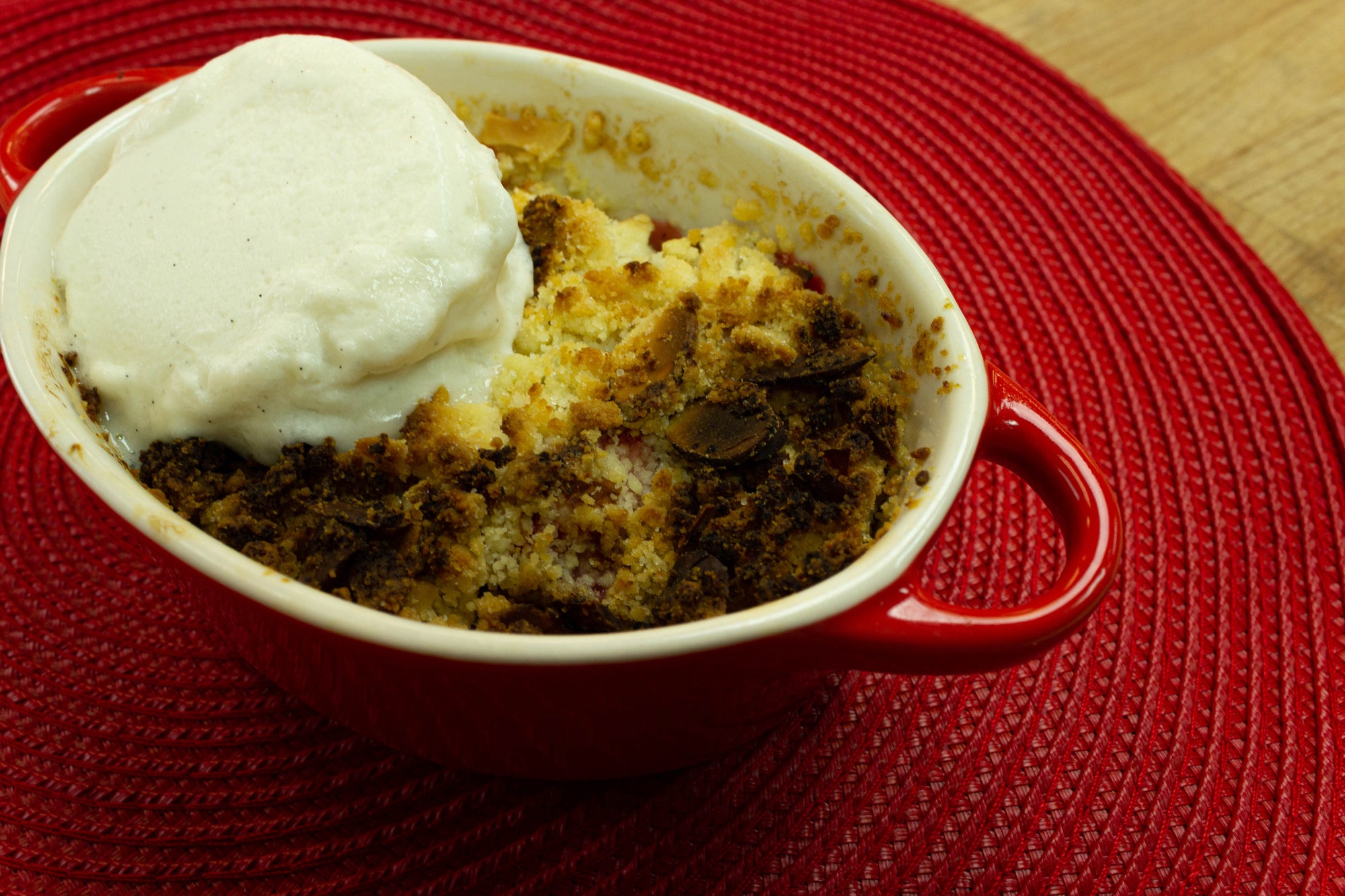 Air Fryer Strawberry Rhubarb Crumbles