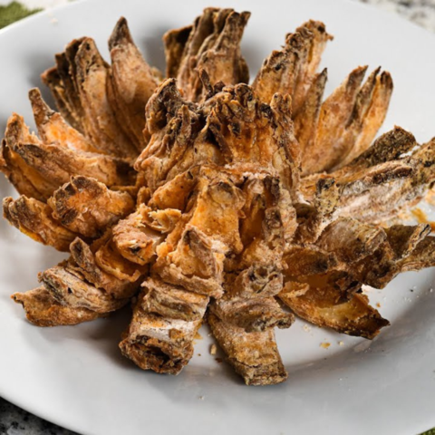 Air Fryer Blooming Onion